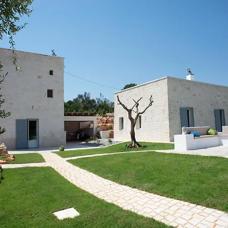 Tower House In Puglia With Pool