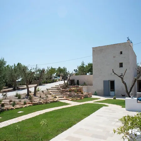 Tower House In Puglia With Pool 度假居