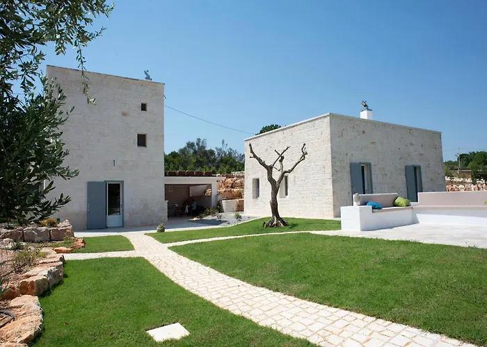 Tower House In Puglia With Pool